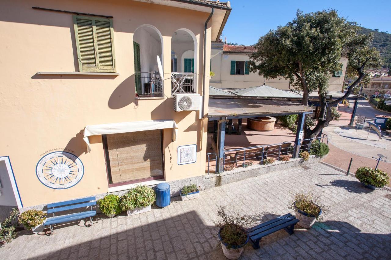 Appartamento In Via Del Mare A Procchio Procchio  Exterior photo